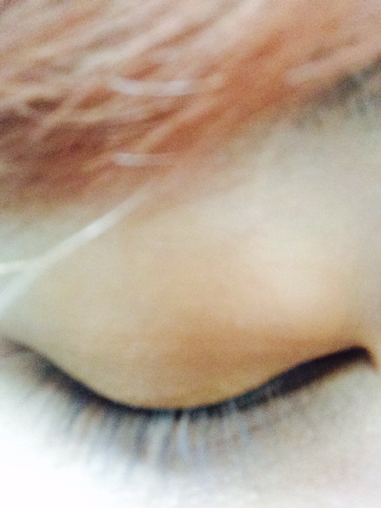 arirang_ASC's tweet photo. Hehehe.... Can you guess whooooooooo? Today's #TWICE_ASC special MC...! Dun dun dun https://t.co/ZYSBidP0RB