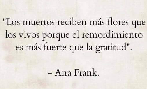 Lady_Dy10's tweet photo. #MoririaPor que las cosas no fueran así, tristemente cierto. #BuenasNoches https://t.co/EGaEdErKKg