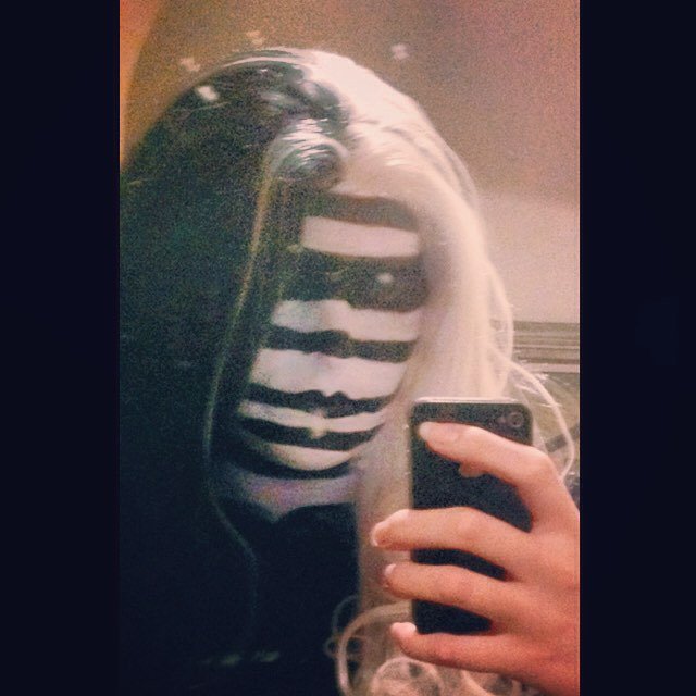 Otherbots's tweet photo. #MirrorMirrorOnTheWall #WrongWitch when you stripe your face you lose all of your features #Anonymous #Halloween #Eโฆ https://t.co/DnTUiGpeTX
