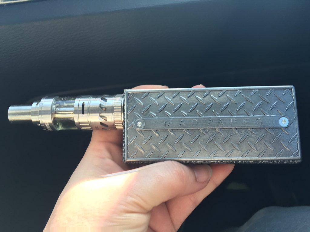 Vapor_IV's tweet photo. @mikevapes you need one of these!! MadVapes DNA 200 https://t.co/ZGZDWIOLja