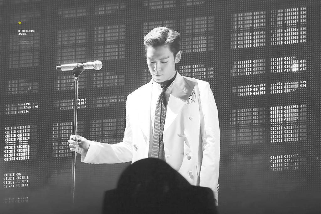 FROMTHETTTOP's tweet photo. [HQ] #빅뱅 #MADEtour
Cr: avril_gdtop https://t.co/gK5zuneQb5 
✔do not remove logo✔
#TOP #탑 #최승현 #MADE #AVRILPHOTO
😍 https://t.co/FdrNEJn9uq