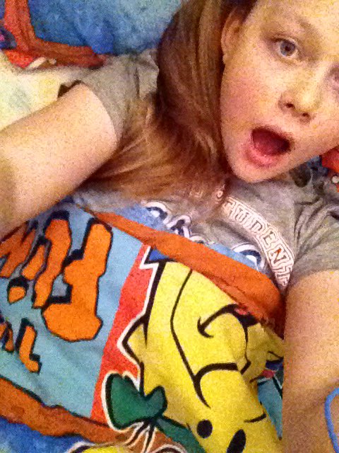 elisha_howard3's tweet photo. Just woke up ergh 2:26 am so-post to be a yawn but I look like scream 😂 new YouTube vid will be out soon 😘😝 https://t.co/1njfIksHzz