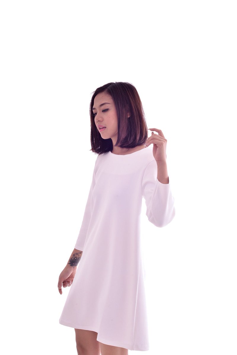 Cakravala_'s tweet photo. GALO HOLLY SHIFT DRESS >> https://t.co/vPaxzCXLWc
#cakravala #galo #localbrand #fashion #ootd #model #white https://t.co/13GQ4fN7UO