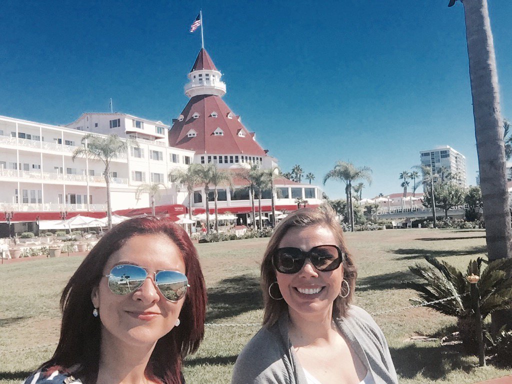 menxueiro's tweet photo. And @delcoronado was fantastic! Can't believe we almost missed it because @coachdarin22 didn't invite us! #ASCDCEL15 https://t.co/GgaI5k9ifb