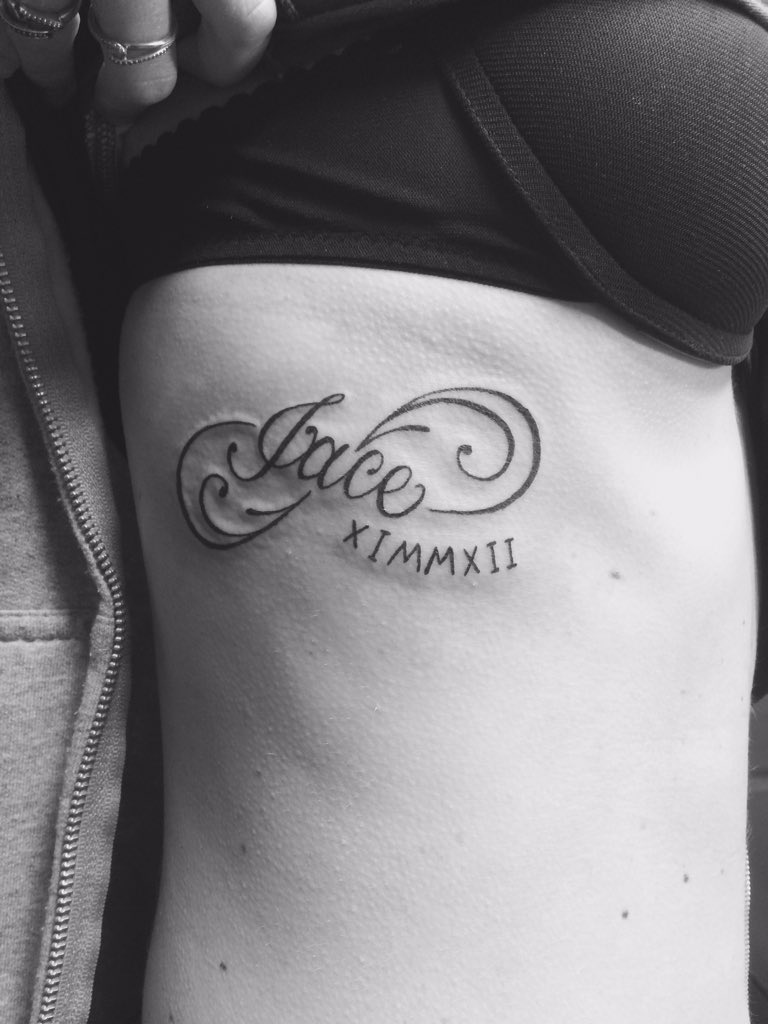 JacesMommy10112's tweet photo. #Tattoo #SonsName #Jace #RomanNumerals #Birthdate #Love #Ribs https://t.co/fQey7o4krU