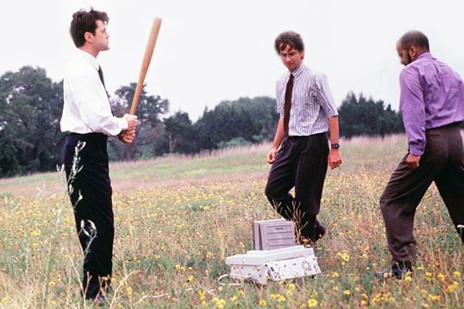 GuyItsLogan's tweet photo. 1999 || Office Space https://t.co/yAuG7iJnN5