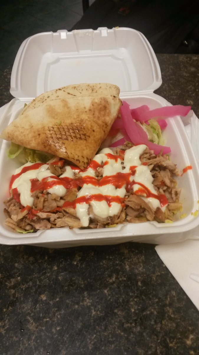 AndrewHo13's tweet photo. Hopefully all this mayonnaise still keeps me within my AMDR for fat...#DRIs #URwhatUtwEat @UWsarahTA https://t.co/bmbtQDqsxz