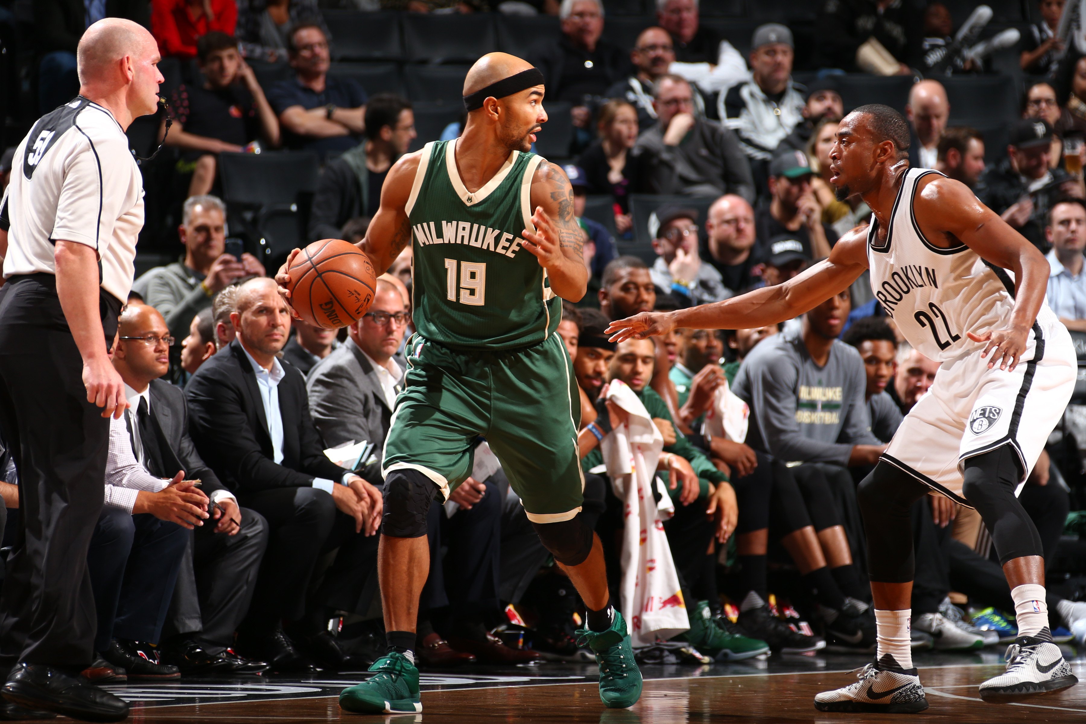 Jerryd Bayless ties a career high w/ 6 made 3FG's as the. 