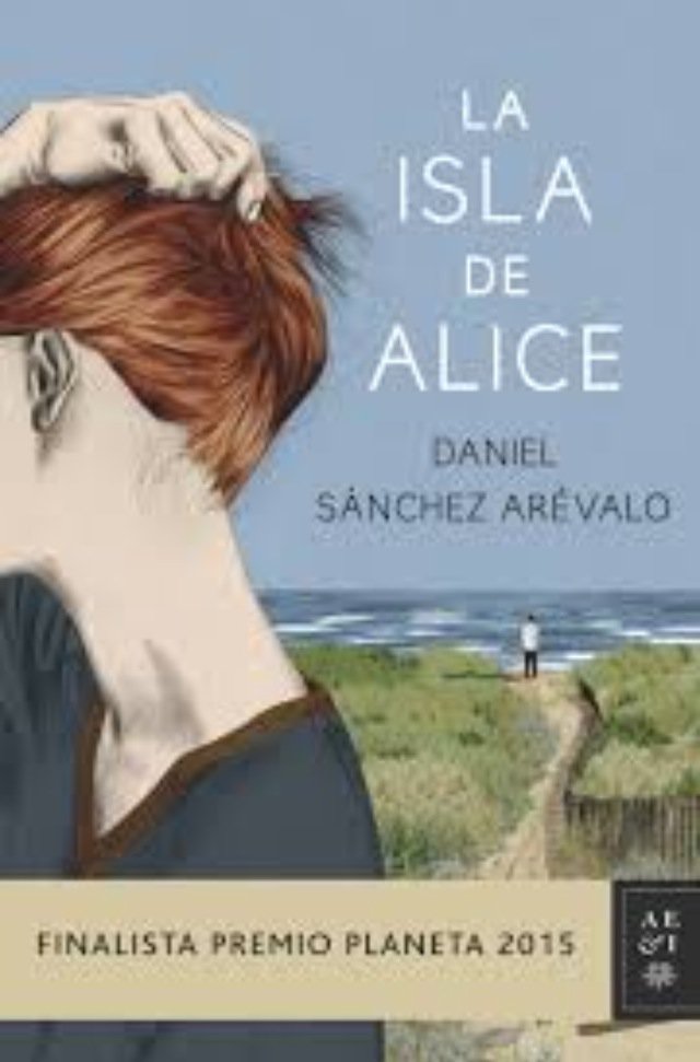 Atipicafilms's tweet photo. #LaIsladeAlice de @sanchezarevalo #FinalistaPremioPlaneta2015 hoy a la venta. Una historia fascinante y valiente. https://t.co/laBc9jz5Ys