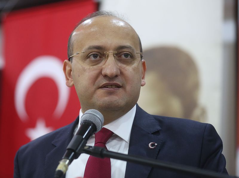 Haberturk's tweet photo. Yalçın Akdoğan: Öcalan'ı İmralı'ya diri diri gömdüler https://t.co/JTEUIhwR7i https://t.co/GkwuMlfQzr