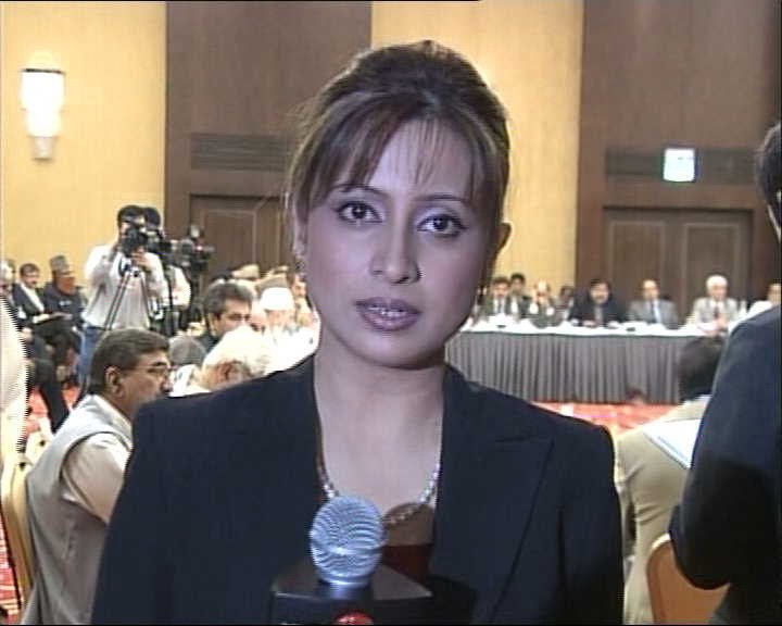 FaezaDawood's tweet photo. Reportng #LondonAPC 2007:Org.by PML-N, attended by JI,PTI,JUI-F,PPP. #ARYLiveNews.#2007 turning point in Pak pol. https://t.co/Eum81fz8Gr