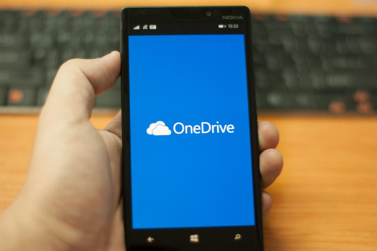 engadget's tweet photo. Microsoft shrinks OneDrive storage for Office 365 and free users https://t.co/7z1o9jTvce https://t.co/FFs9miGpqZ