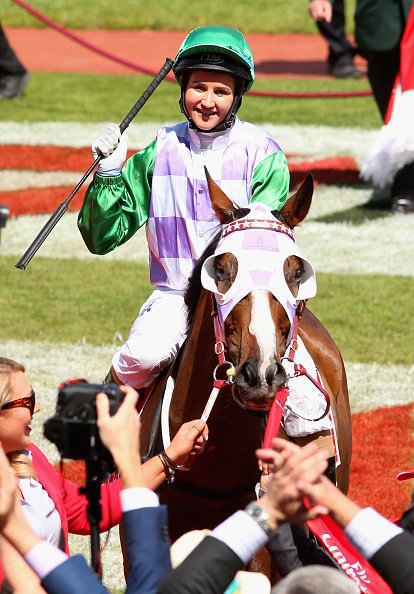 ballaratcourier's tweet photo. We still can't believe what we are seeing!! One of Ballarat's greatest ever sporting moments! #MelbourneCup https://t.co/0f1YYob1dH
