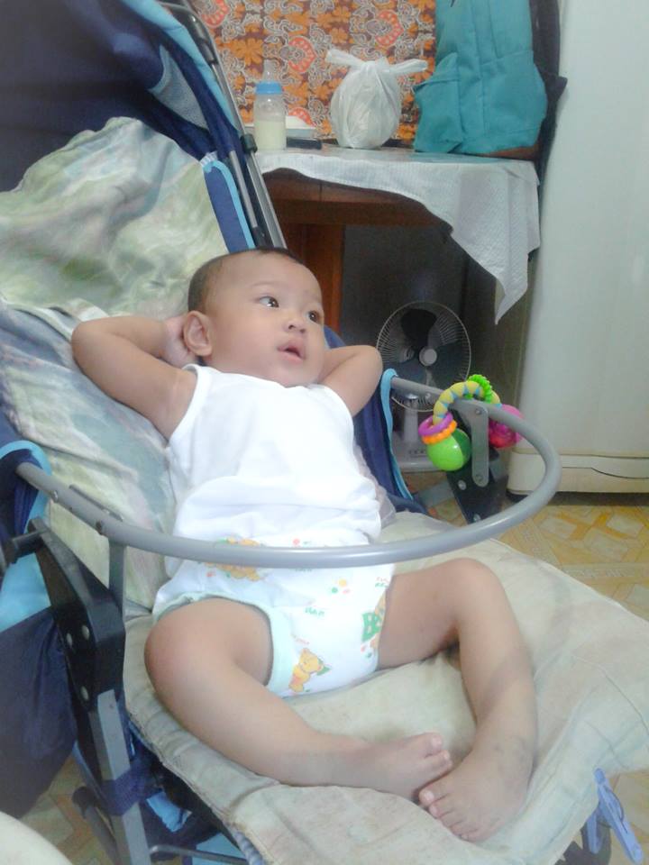 jucel100806's tweet photo. @ALDUBLOLANIDORA see our baby.. he was born with clubfoot... he is definitely God's gracious gift to our family https://t.co/coDg94tMwG