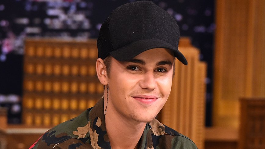 famouslive's tweet photo. Hurrah! @justinbieber has completed his probation following the egg vandalism incident https://t.co/HMWvIHtWh7 https://t.co/rVZh04RtFX