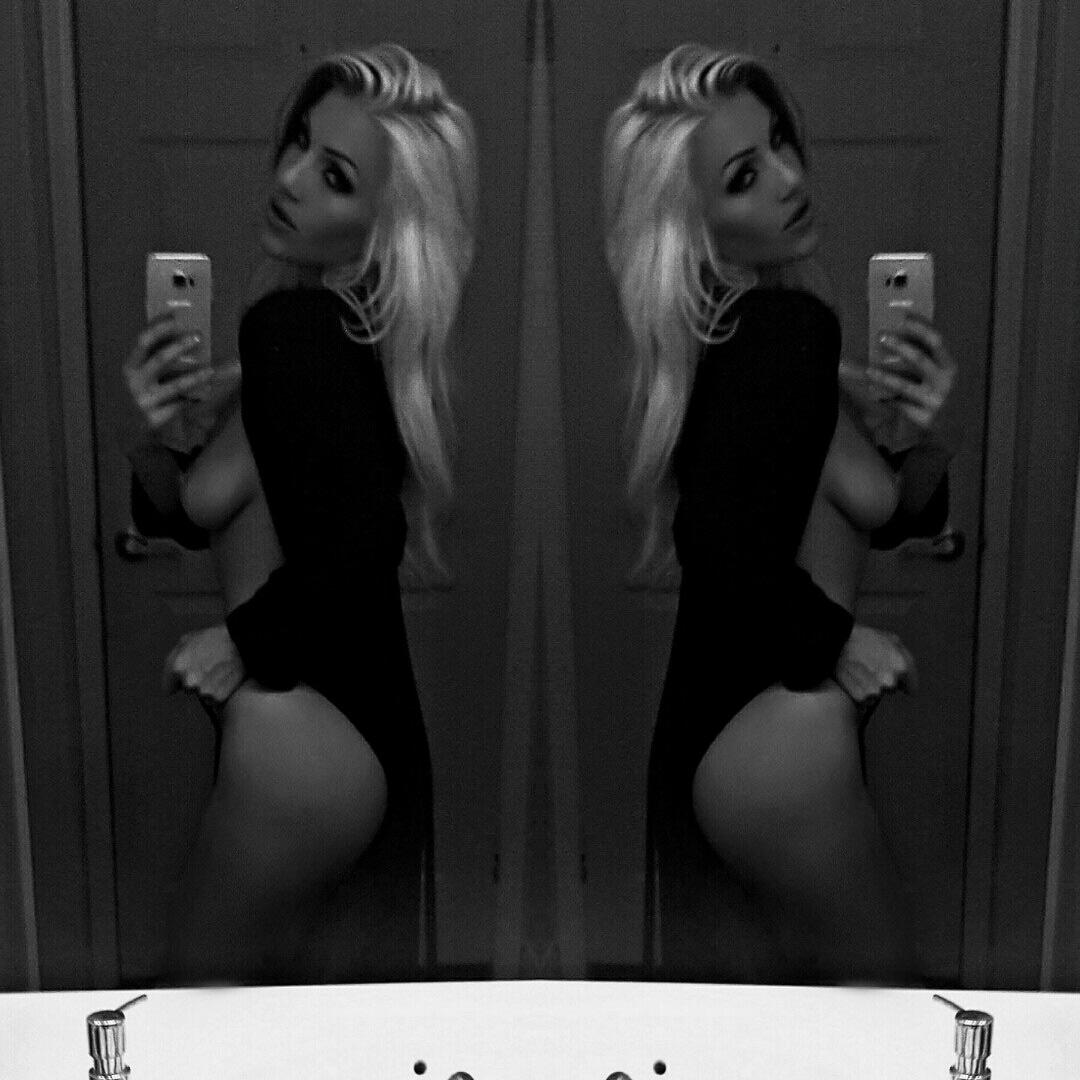 Come to bed, baby. https://t.co/tBrqu3bjlY