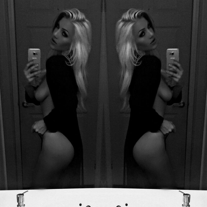 Come to bed, baby. https://t.co/tBrqu3bjlY<a href="/tag/rockywilson"class="tags"><span>#rockywilson</span></a>