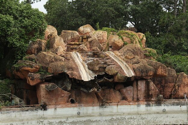 abandonplace's tweet photo. Disney's River Country, Bay Lake, Florida (1976-2001) https://t.co/hsMh3EpDpP