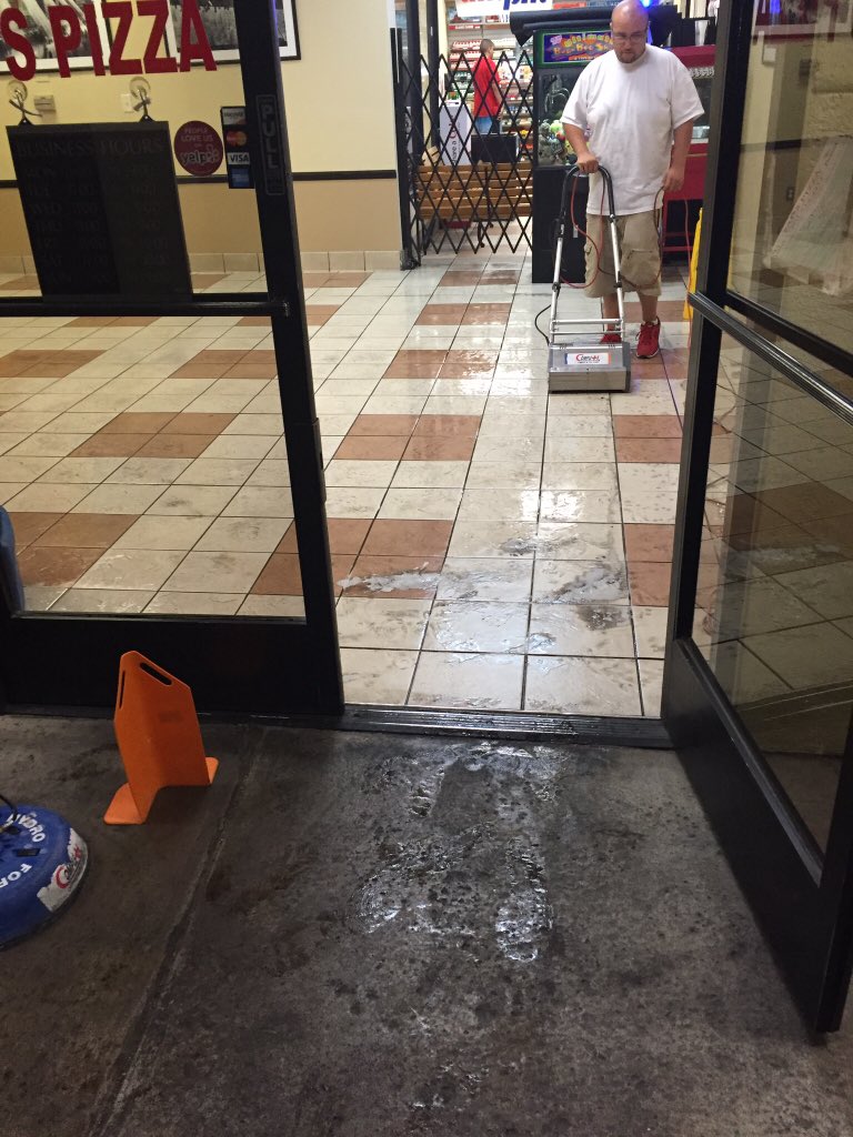 ccntclv's tweet photo. Dirty Tile & Grout...??? Give us a call today!!! #tilecleaning #lasvegas #groutcleaning #brushpro #commercial https://t.co/jLOuRCsnun