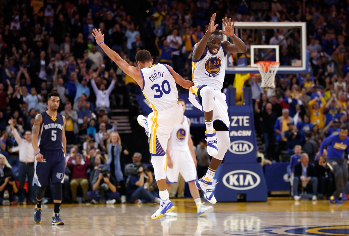 NBA's tweet photo. .@warriors by 50. 30 for 30. https://t.co/gL7Uh7Tz4T