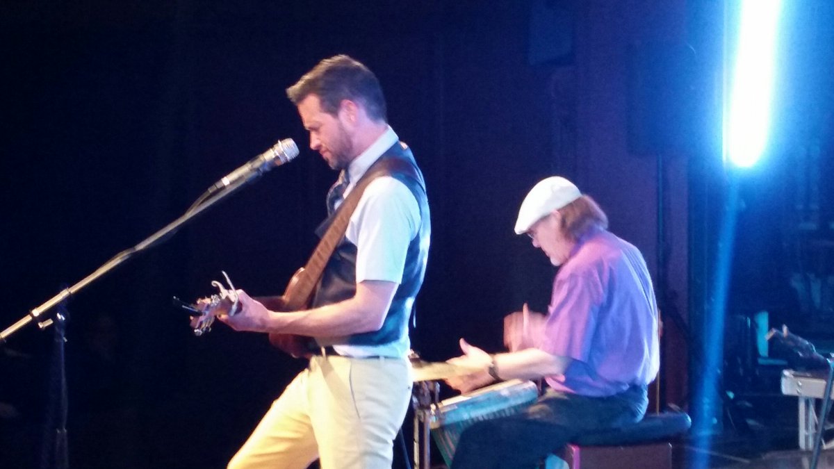 MotherEarthKev's tweet photo. @michaeltiernan #tonightinsandiego https://t.co/RDBsFu0ijl