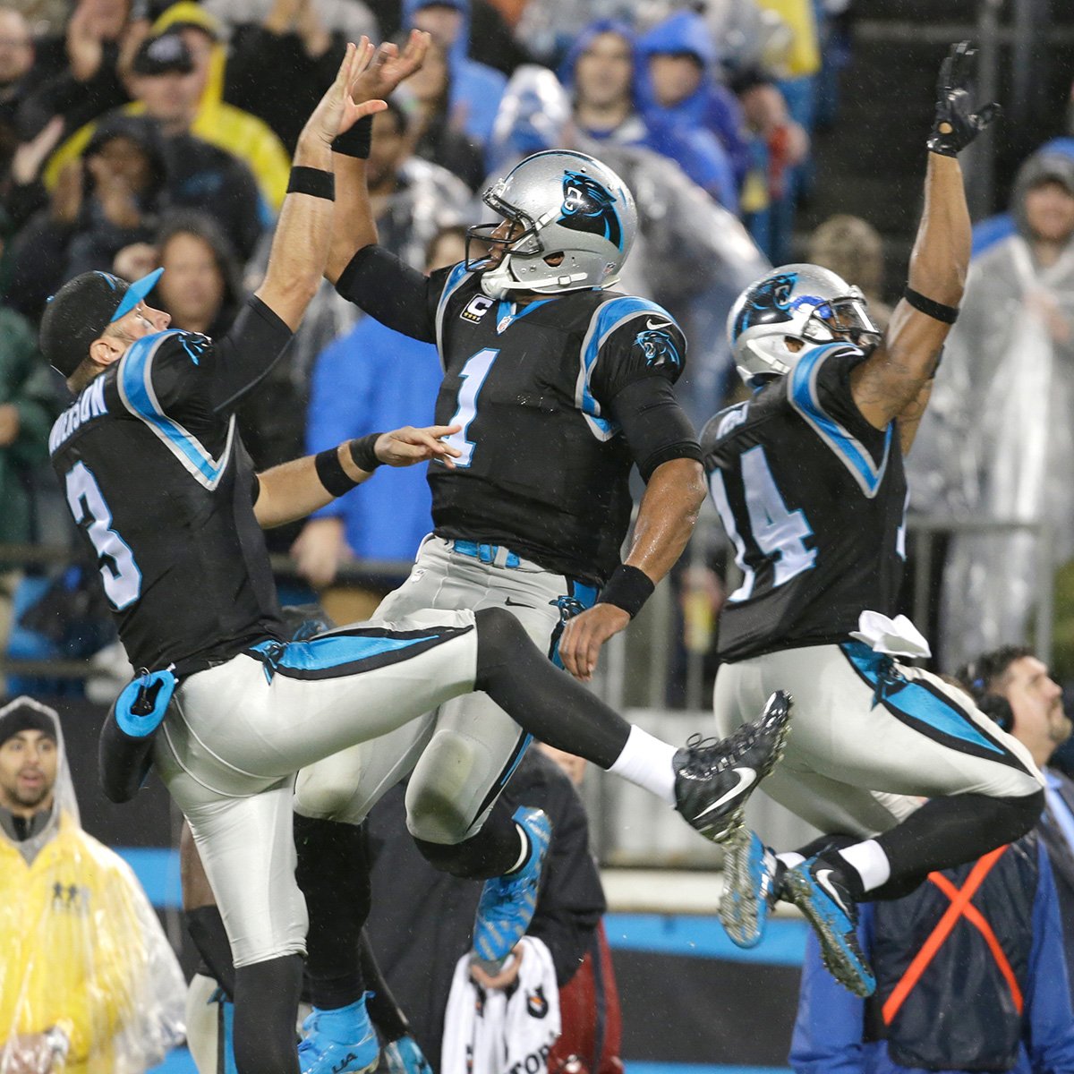 NFL's tweet image. Balling! #INDvsCAR #MNF #KeepPounding