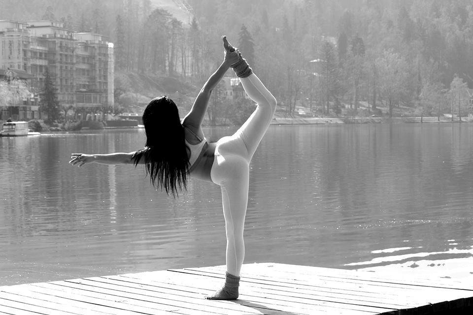 Yogalishes's tweet photo. The leggins you must have. https://t.co/HNPNlhZRMA