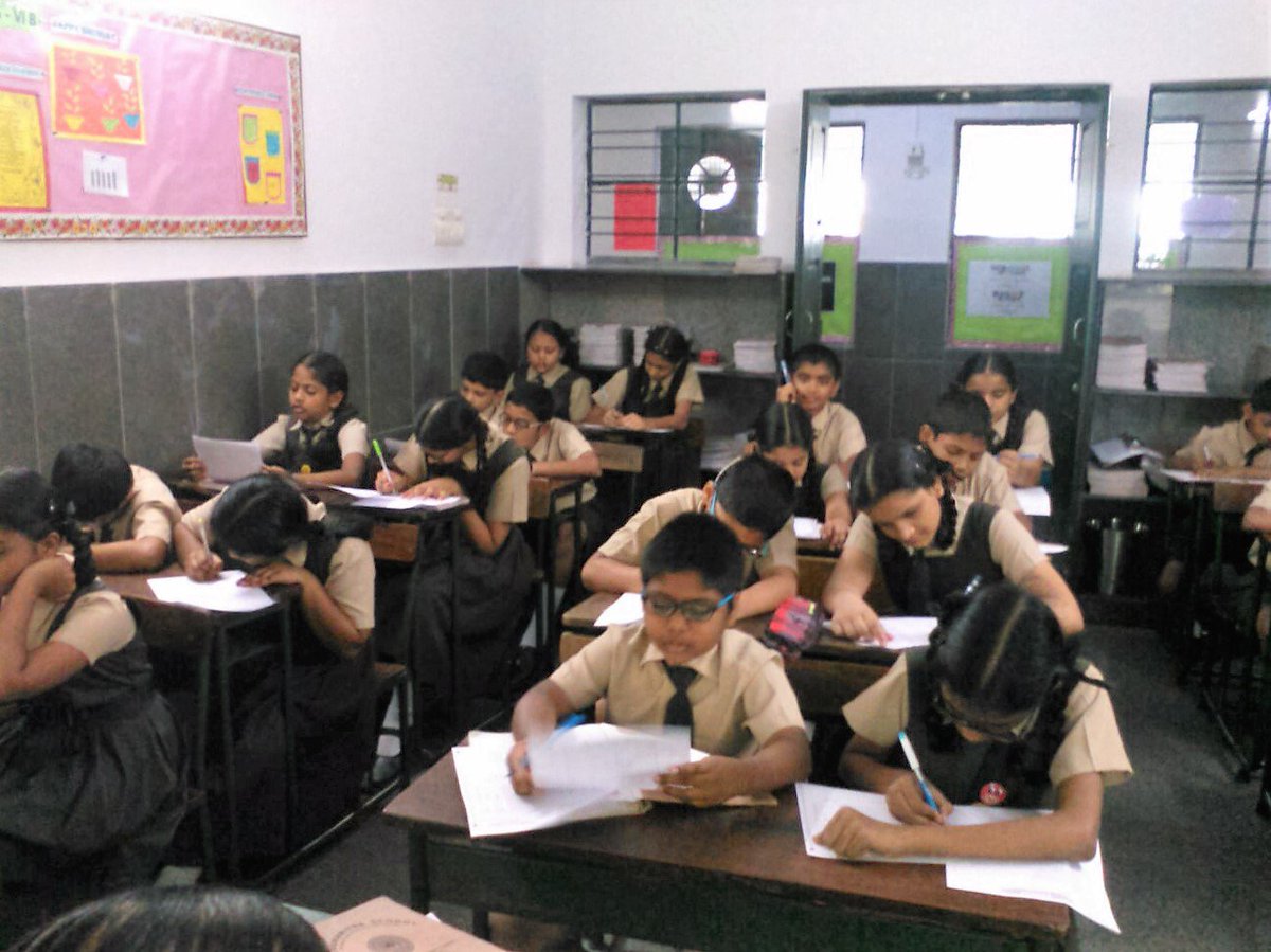 Experifun's tweet photo. A sneak peek at the challengers from Sanghamitra School, Hyderabad! Good luck everyone!! #bitathon #experifun https://t.co/hkAujfReyL