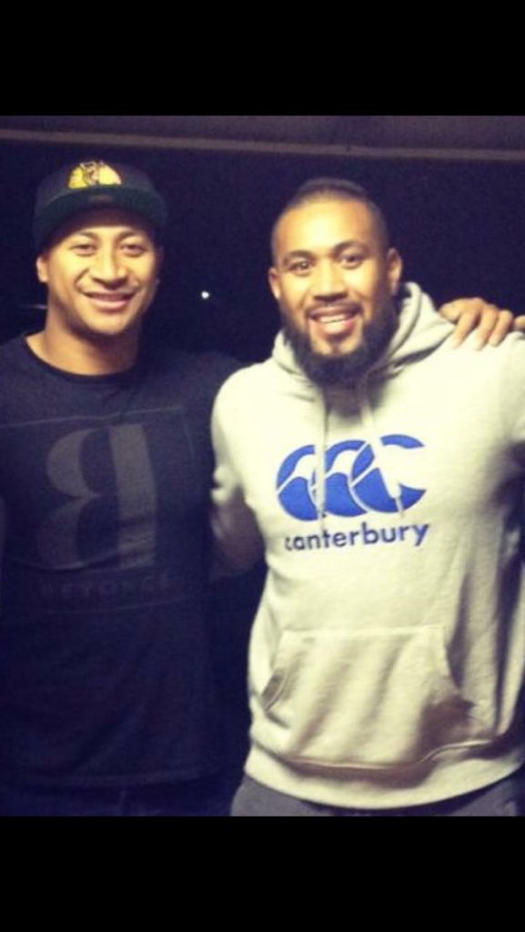 Massive birthday S/O to my uso <a href="/PritchardFrank/">-</a> Still playing like your 21 #Uso #Legend #EnglishBulldog <a href="/bustalings/">Bu$ta RyMeZ</a>