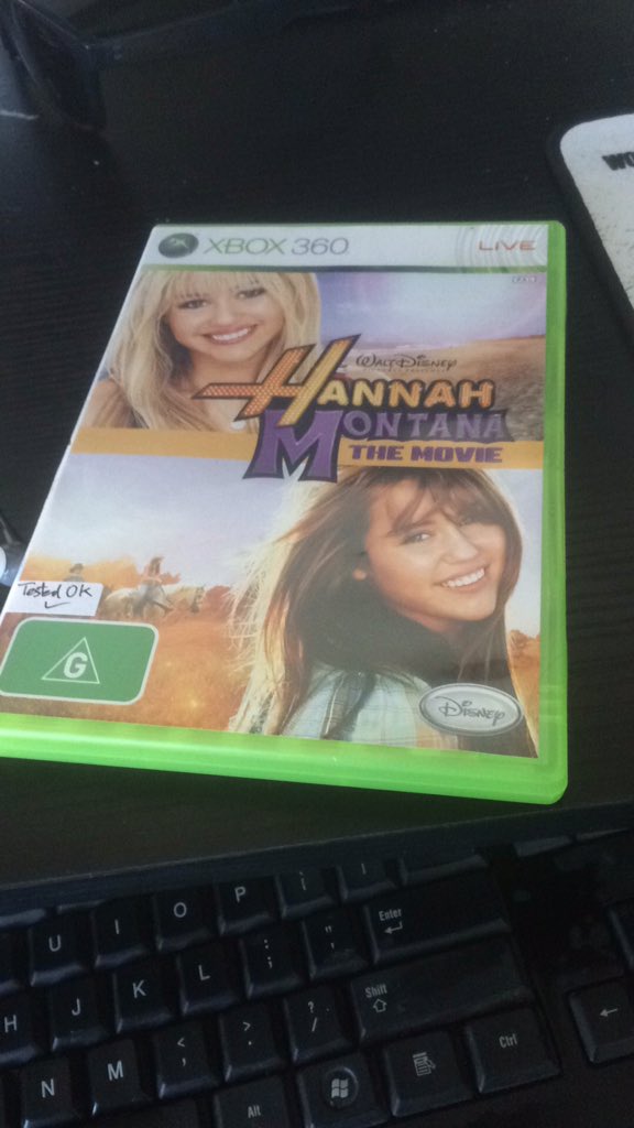 SavestateNet's tweet photo. First game of my "Worst Game Ever!" series has arrived. Oh god why, I get to spend my weekend playing this now https://t.co/LKTVMUuPIV