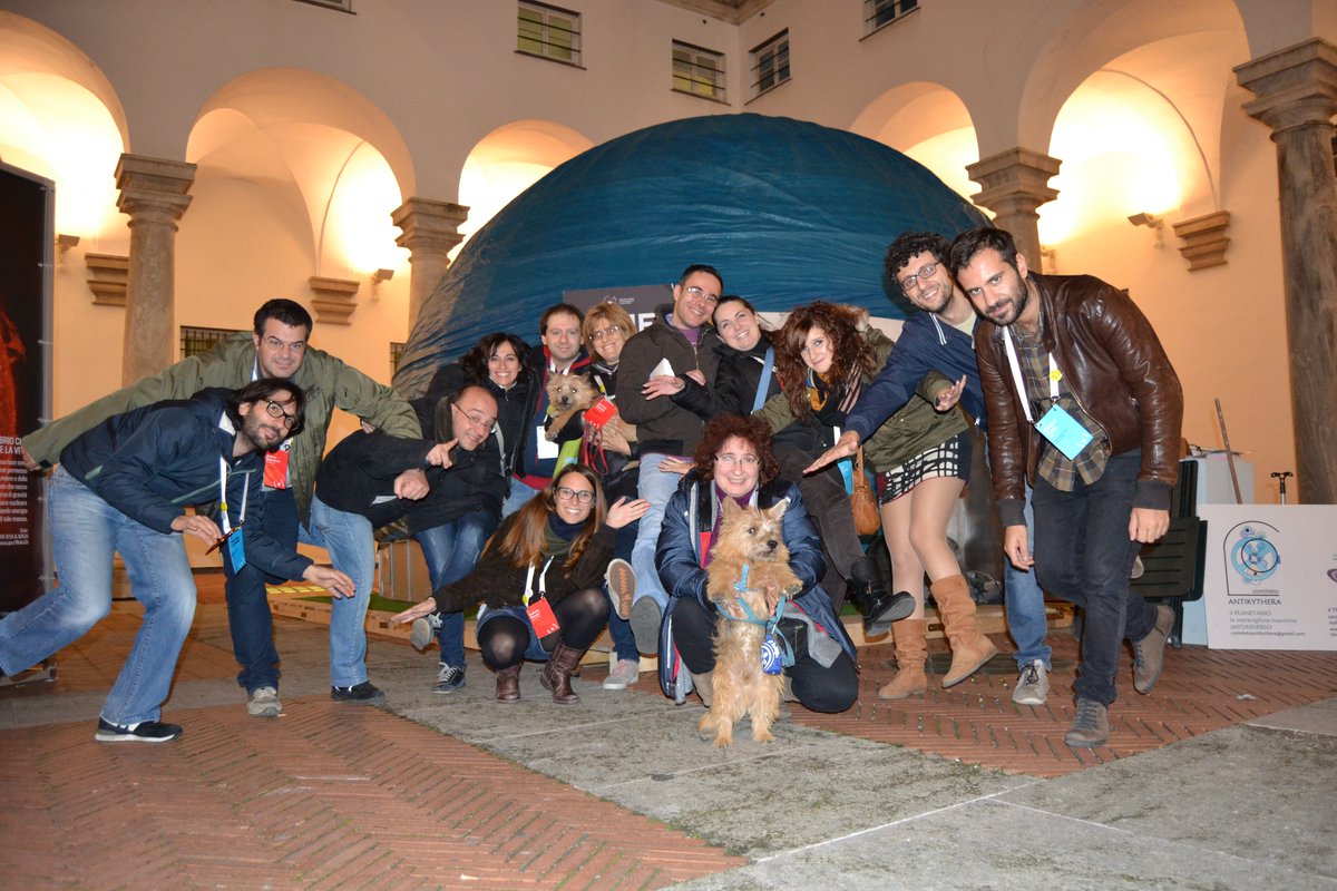 sofosaps's tweet photo. La grande squadra SOFOS-Antikythera al @FDellaScienza https://t.co/nu65JK2elF