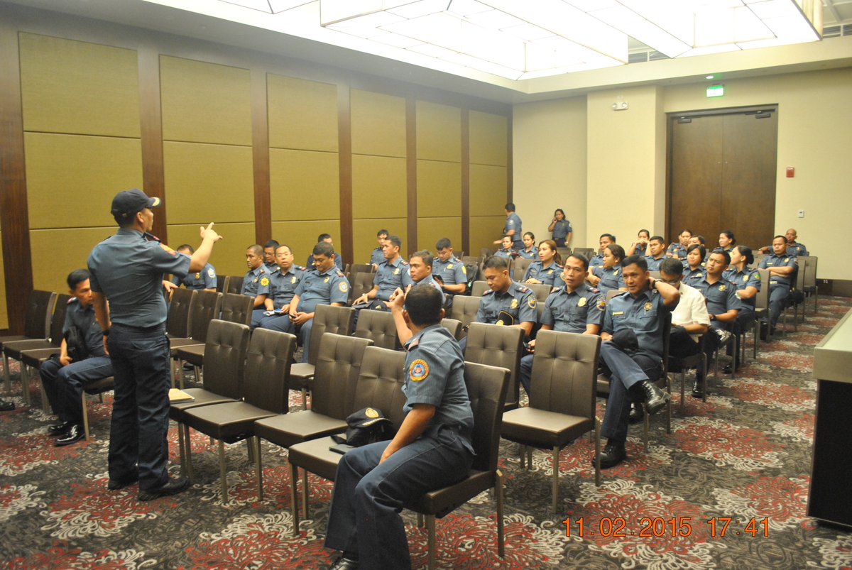 pspg_ops_omd's tweet photo. @DirectorPSPG @pnppspg PSUPT AGUSTIN give briefing regarding ocular inspection at Marriott Hotel https://t.co/C9Hy02NEf4