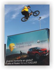 Renault Kadjar BMX Chall goo.gl/6UyXro #StreetMarketing <a href="/ATRILCONGRESOS/">ATRILCONGRESOS</a> <a href="/renaultespana/">Renault españa</a> #Jerez #luzshopping