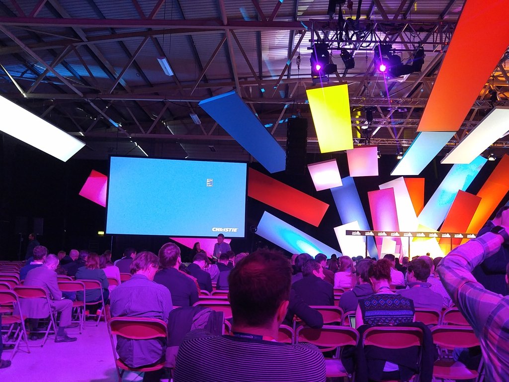 juuin_go's tweet image. #marketing stage down. How are the others?? #websummit #startup