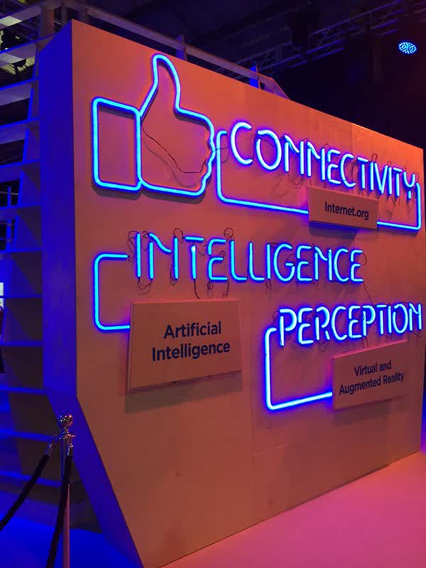 websummitlive's tweet photo. .@almadaara just broke the internet again! #websummit. https://t.co/JUX1QWiEJh https://t.co/eZfToxBqOB