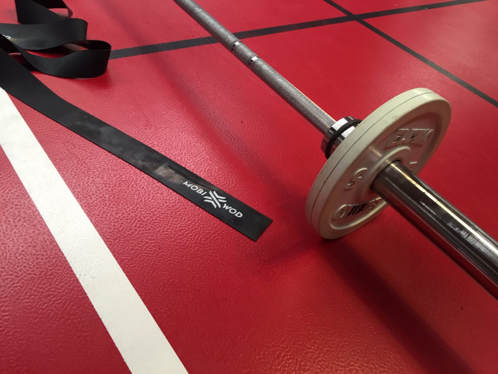 Alonso1Gerard's tweet photo. @MobiWod received these bad boys. All thanks to #MobiWod, Floss Mobility and Recovery Bands. https://t.co/sct1FMPFq0