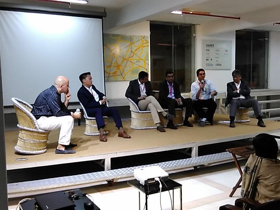 DES1GNPUBL1C's tweet photo. How can aid agencies help civic innovation to happen @USAID @WorldBank #dp6 #civictech https://t.co/CpDV1xnqHu