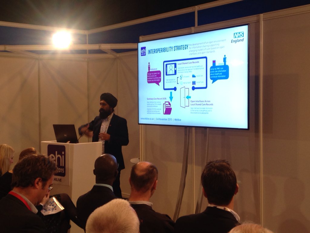 NHSEnglandMedia's tweet photo. .@NHSEngland's Inderjit Singh presnts national strategy to join up information systems across care settings #ehilive https://t.co/rC30b8zrvo