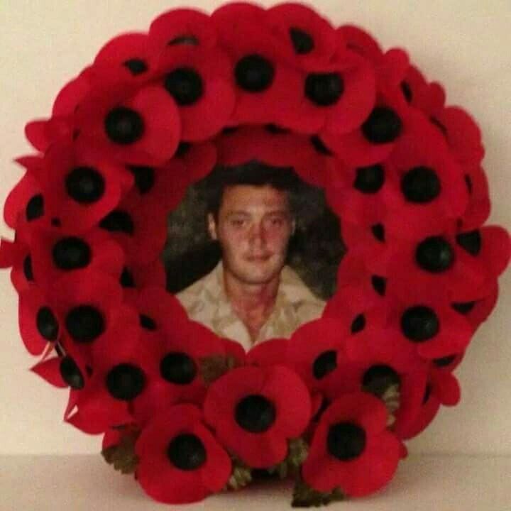Cuthys200's tweet photo. What Remembrance Day is all about #RemembranceDay #RemembranceSunday #armedforces #military #respect https://t.co/xwXZfRV15Z