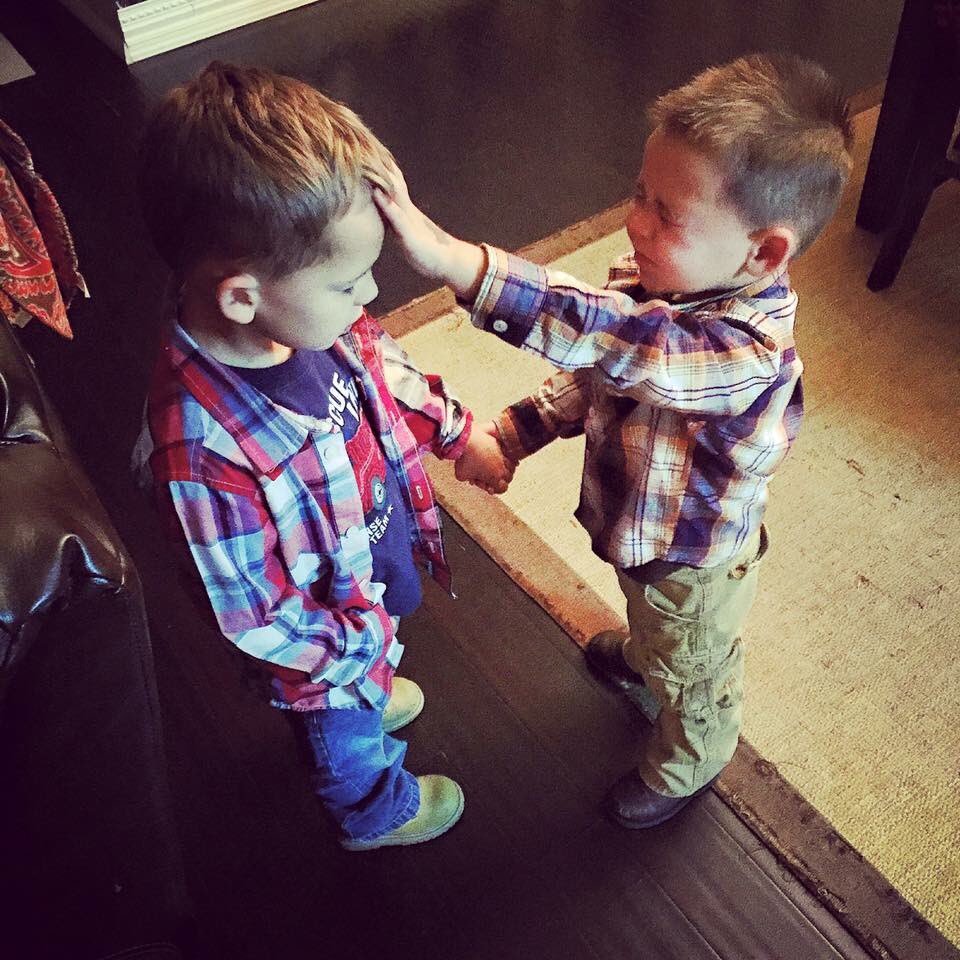 look_its_elmar's tweet photo. Ek sien uit om 'n pa te wees eendag, want ek en my huis sal die Here dien.

#ChildrenGoals https://t.co/yxHpiTxzAd