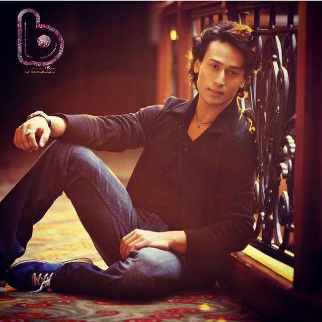 BlogtoBollywood's tweet photo. Here's 20 pictures of @iTIGERSHROFF that will make you drool!!
https://t.co/3K6OQaLF9T https://t.co/PapVhVYdJn