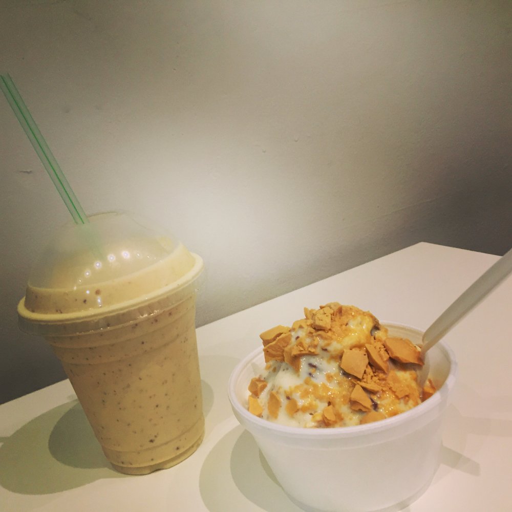 YoNitro_Belfast's tweet photo. #Fudge #Peanutbutter & vanilla #proteinshake + #malteasers #honeycomb & #toffee #icecream. Any flavour goes #YoNit… https://t.co/FcGto71bVm
