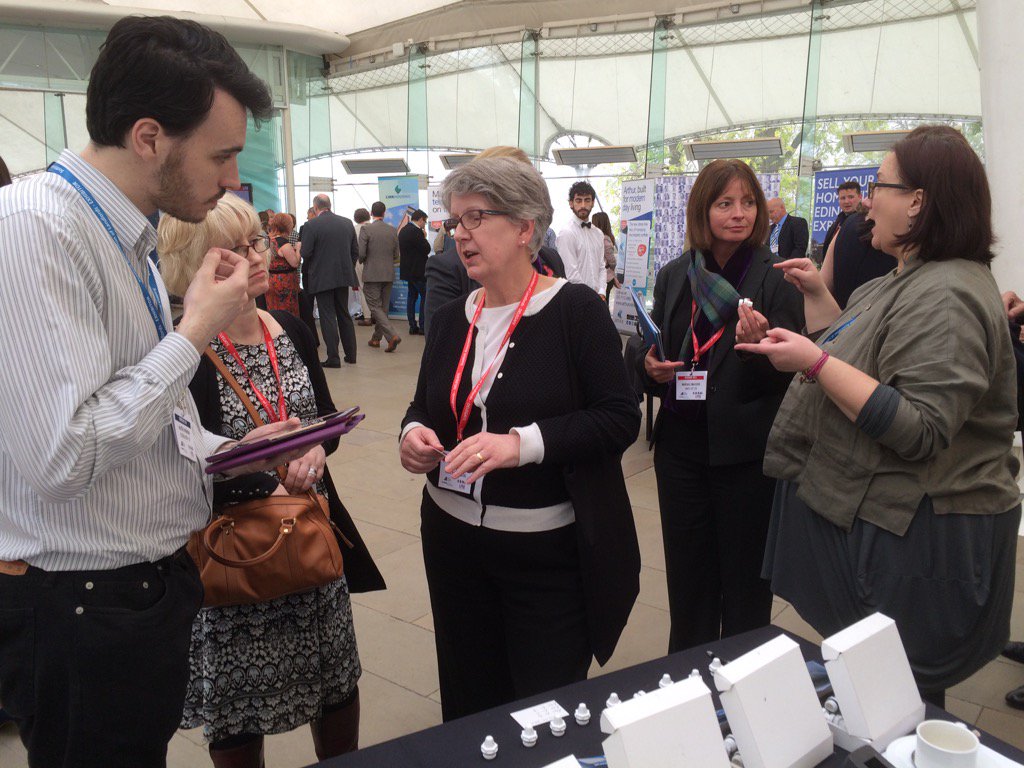 blueradnorth's tweet photo. Customers buying Blueproof at landlord day #landlord day https://t.co/w7tTkVWEFW