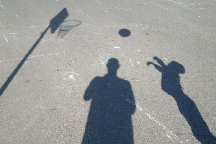 lacrisisdelos40's tweet image. ¿Por qué os empeñáis en #prometer tantas cosas a vuestro #hijos si sabéis que no cumpliréis? lacrisisdelos40.com/no-me-prometas…