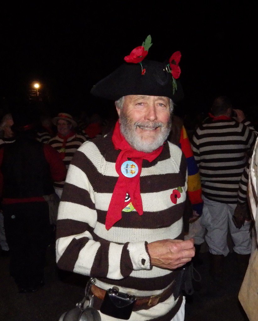 It is with great sadness we notify the passing of Peter Donaldson our thoughts are with his family he will be missed