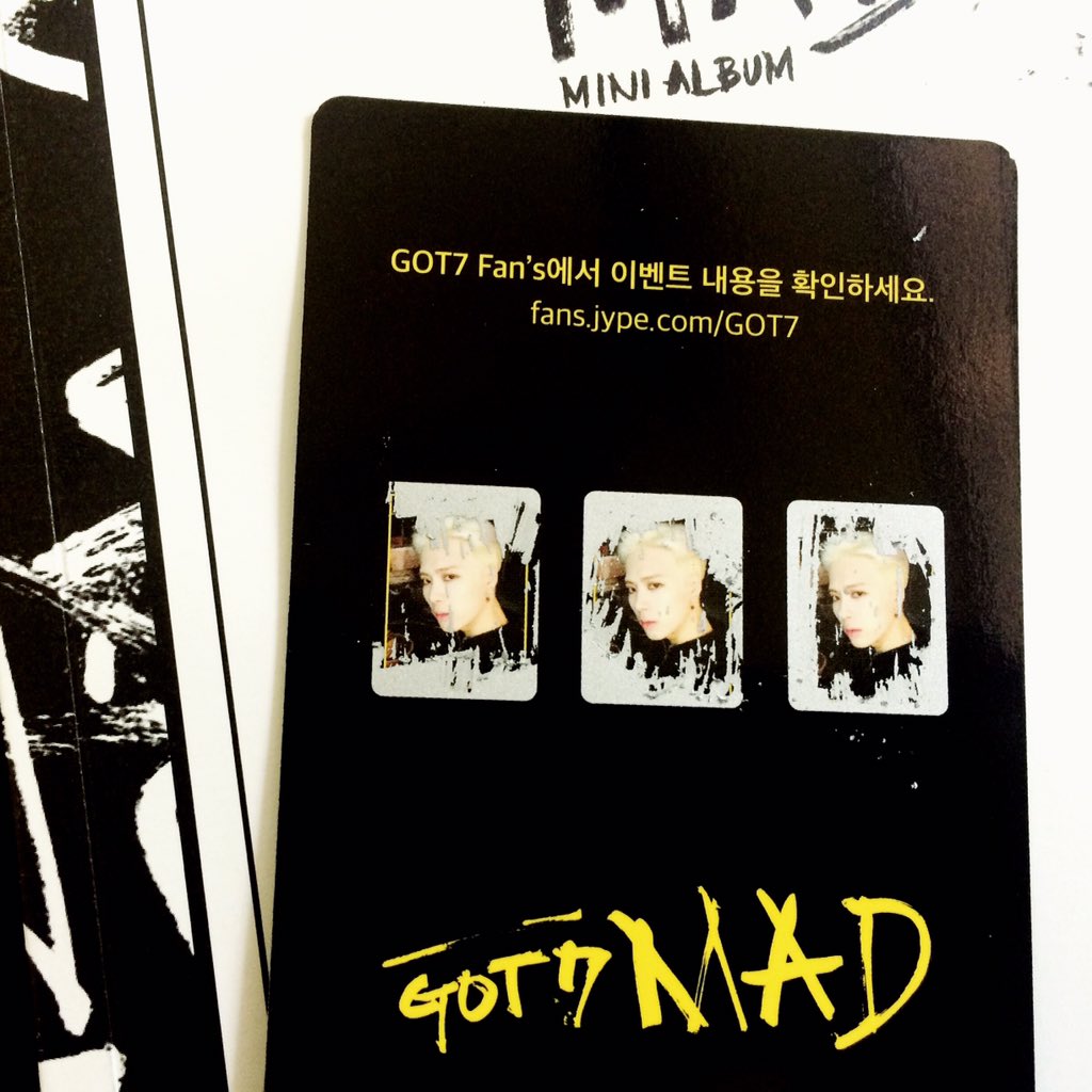 chichii89's tweet photo. I have a secret card but i can't come so i have to sell it. Contact me if you want to buy https://t.co/j6SH8AO3Xs
