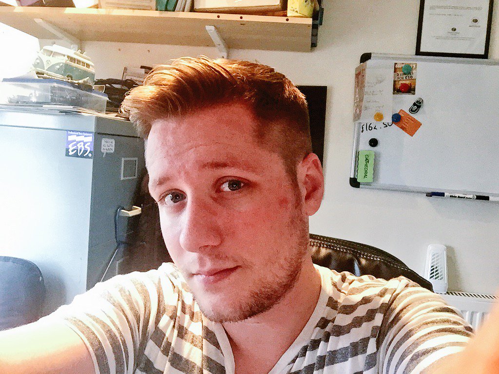 tomkentuk's tweet photo. And it's cut! Thanks @Head_Romance &amp; @scottc53 | Now I need a shave.. https://t.co/1AhX91rPOr