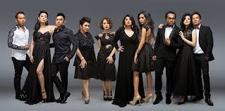 gen1031fmsby's tweet photo. Sebutin 3 IDOL yang ada di @FirstIdolReuni
Kalo benar, Ada CD ALBUM dan Merchendise buat kamu nich #GANASGEN1031 https://t.co/CzQJfKq9uJ