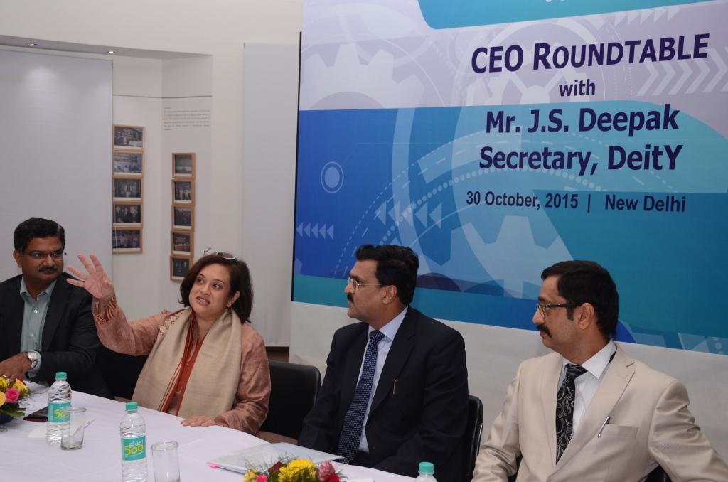 debjani_ghosh_'s tweet photo. Excellent @mait_in #CEO roundtable with #ITSecretary #JSDeepak. https://t.co/goVgrtsrAI