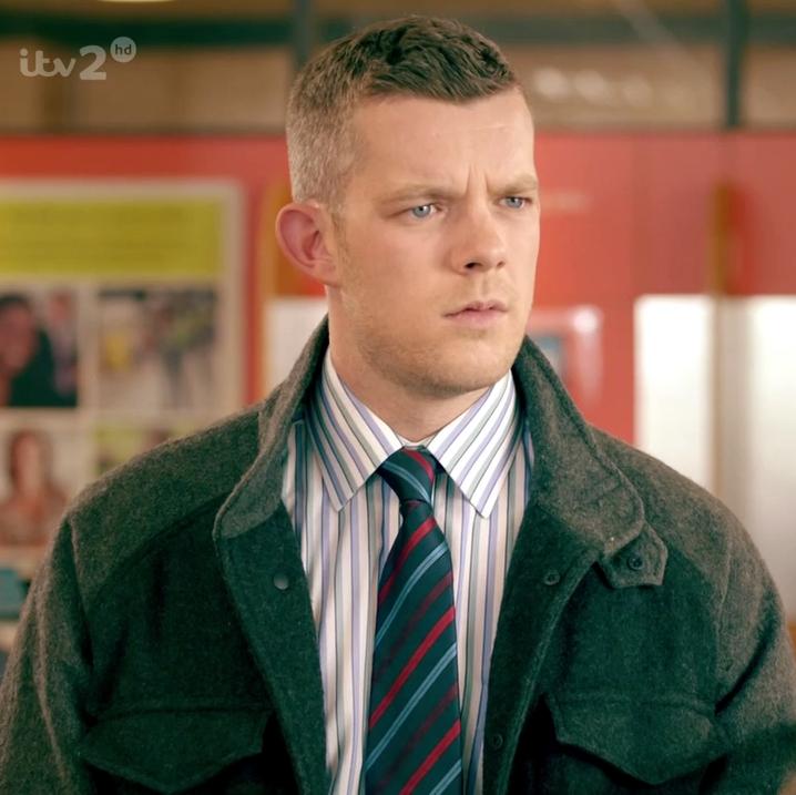 tatto_olive's tweet photo. @russelltovey When being charming is inevitable #thejoblot #itv2 #tuesday #2sdays https://t.co/uJR9Yu4dFB